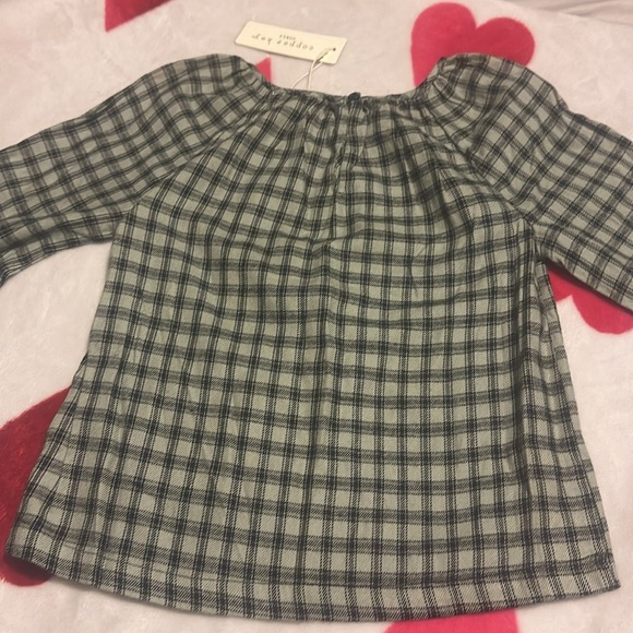 NWT bundle girls Guess Jegging  size 8 and copper key top size small - Picture 5 of 12